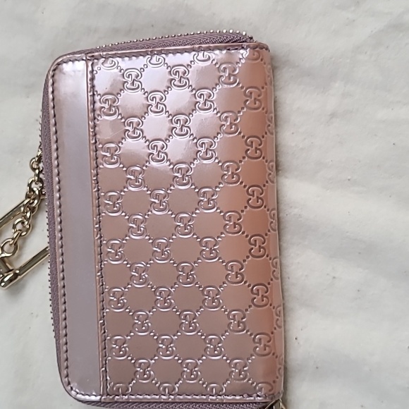 GUCCI Micro Guccissima Zip Wallet w/Zipper Pull - Picture 15 of 15